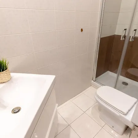 Pozas - Amplitud Y Ubicacion Centro Excelente *